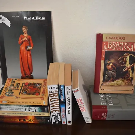 La Casa Dei Libri * Понтремоли